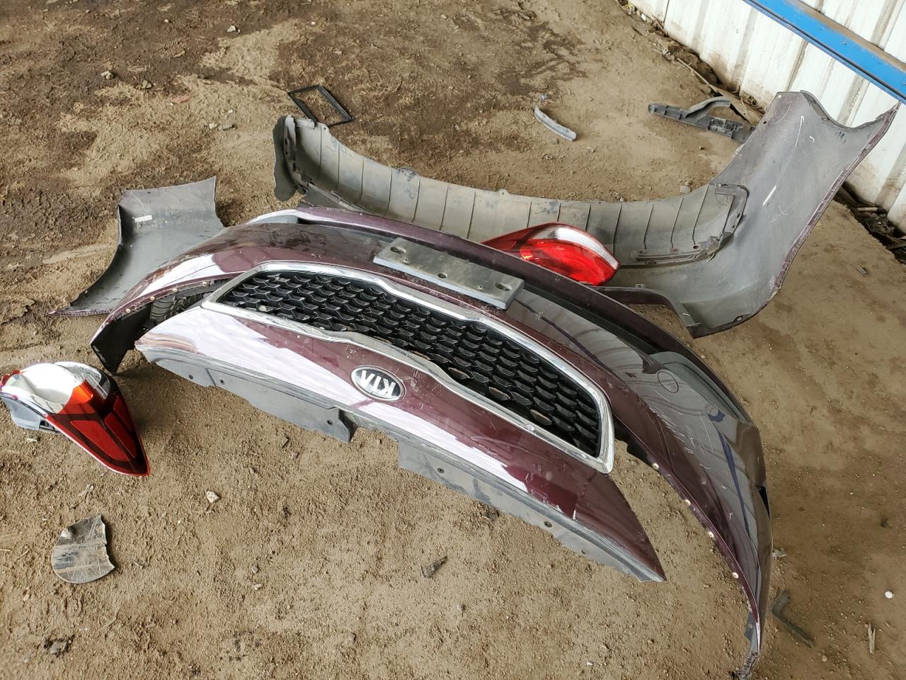 2018 Kia Forte - Image 14