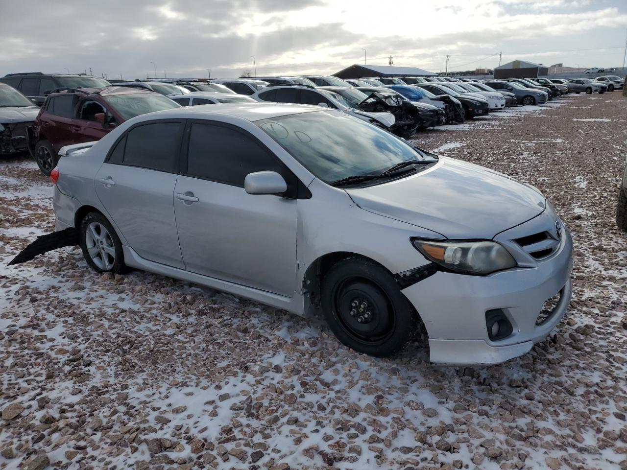 VIN 5YFBU4EE4DP098387 2013 TOYOTA COROLLA no.4