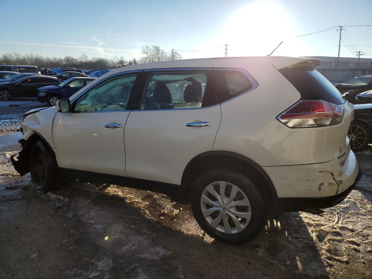 2014 Nissan Rogue - Image 2