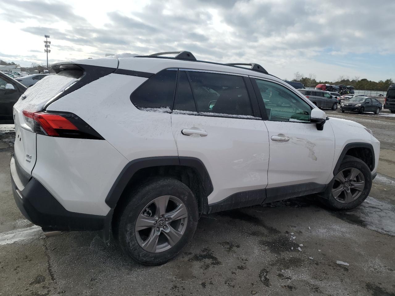 2024 Toyota RAV 4 - Image 3