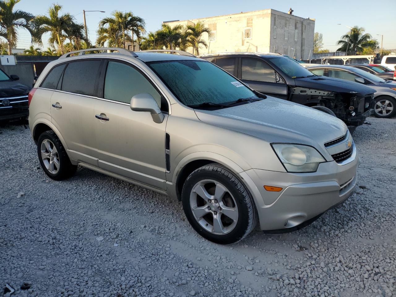 VIN 3GNAL3EK2ES659986 2014 CHEVROLET CAPTIVA no.4