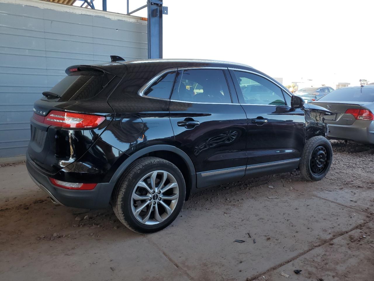 2017 Lincoln MKC - Image 3