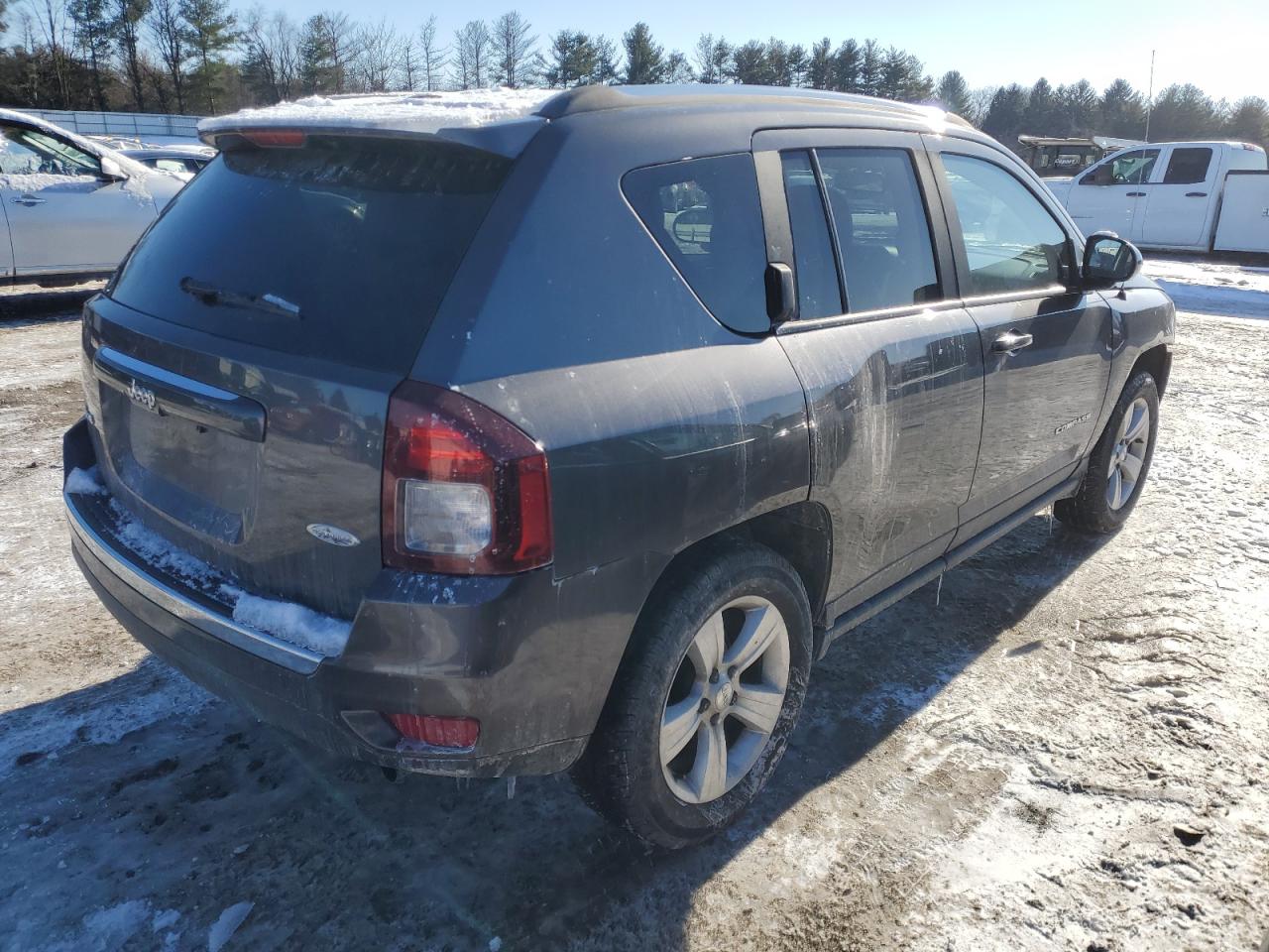 2015 Jeep Compass - Image 3