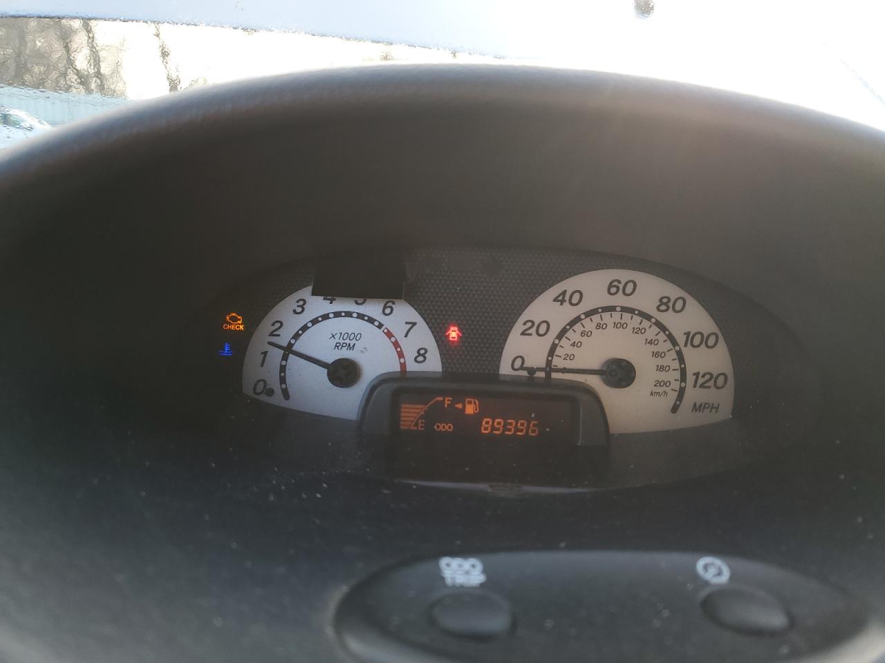 2005 Toyota Echo - Image 9