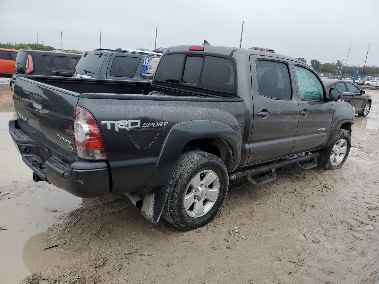 VIN 5TFJU4GNXFX074561 2015 TOYOTA TACOMA no.3