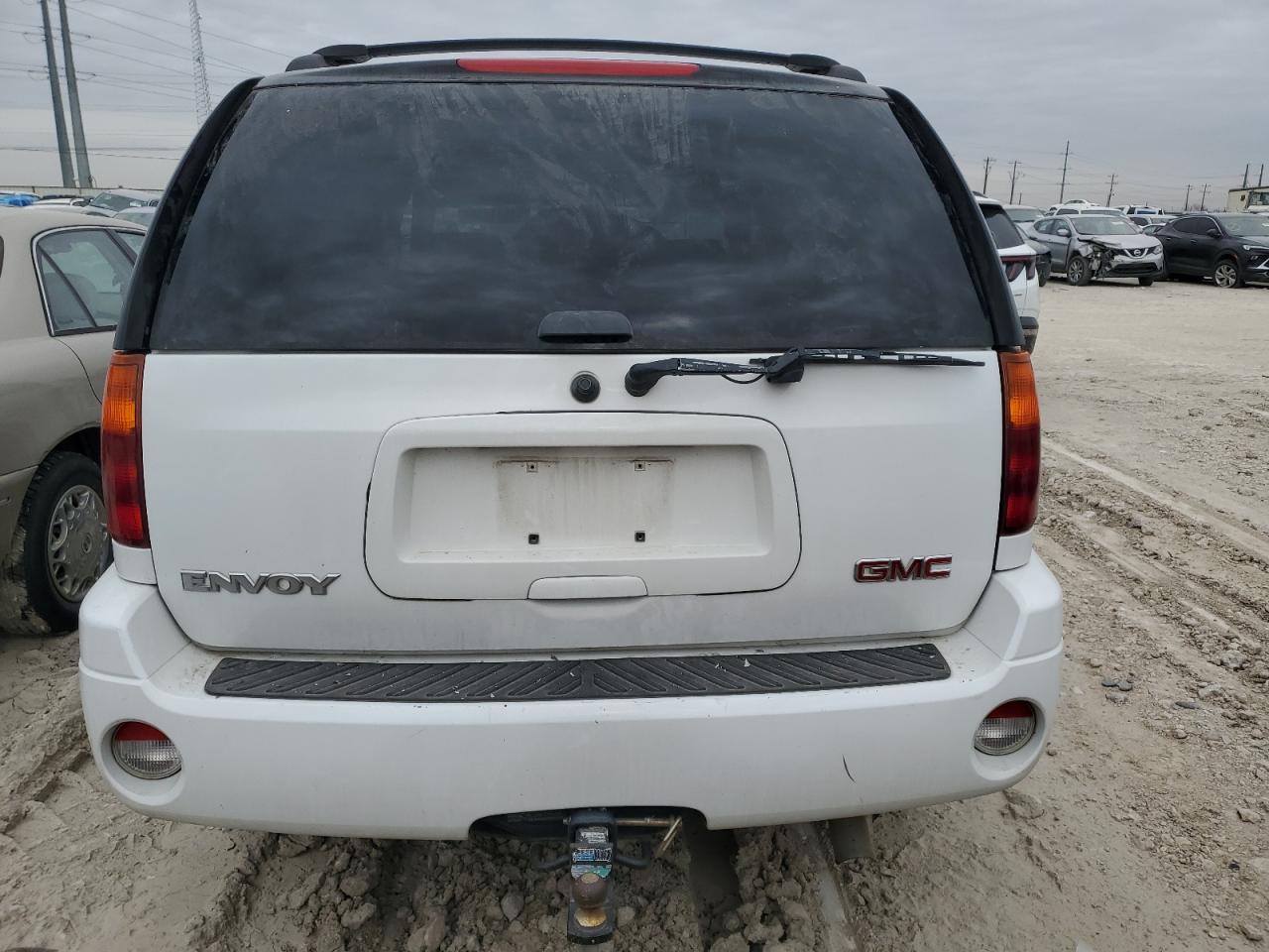 2003 GMC Envoy - Image 6