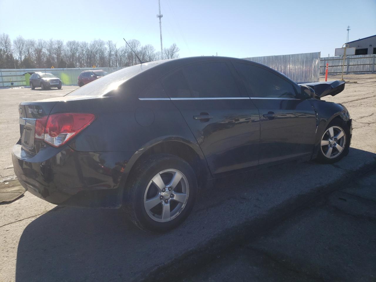 2011 Chevrolet Cruze - Image 3