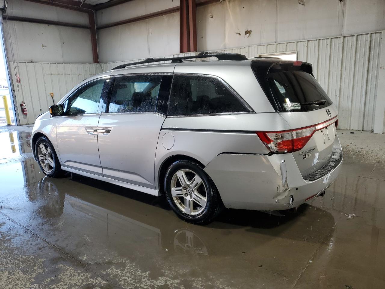 2013 Honda Odyssey - Image 2