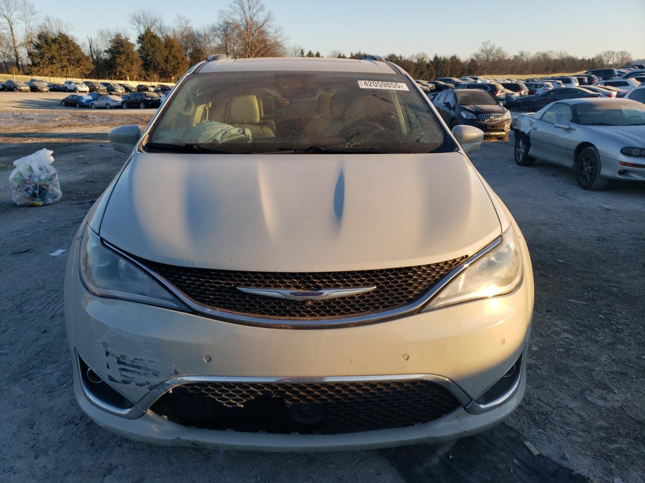 2020 Chrysler Pacifica - Image 5