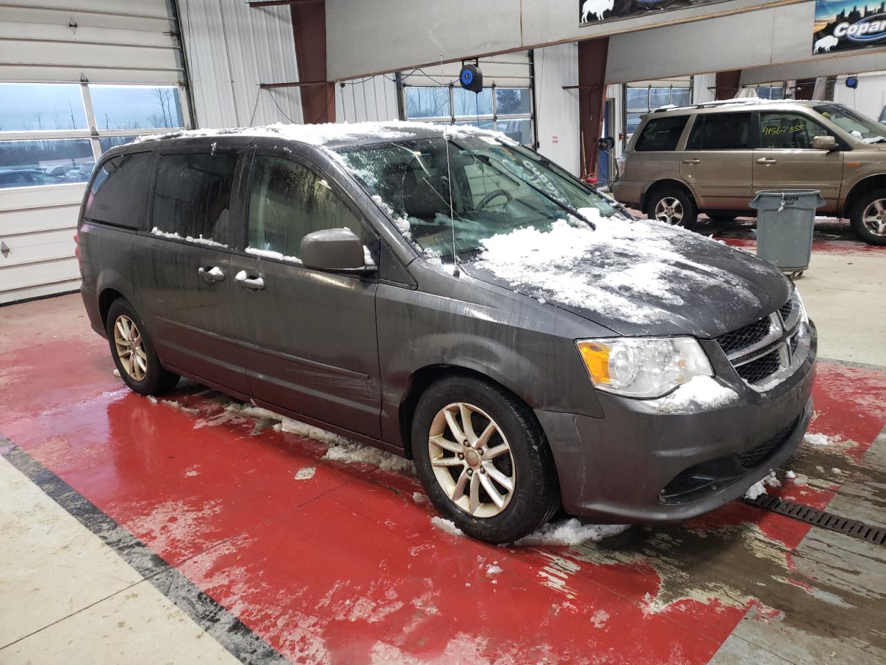 VIN 2C4RDGCG5GR168178 2016 DODGE CARAVAN no.4