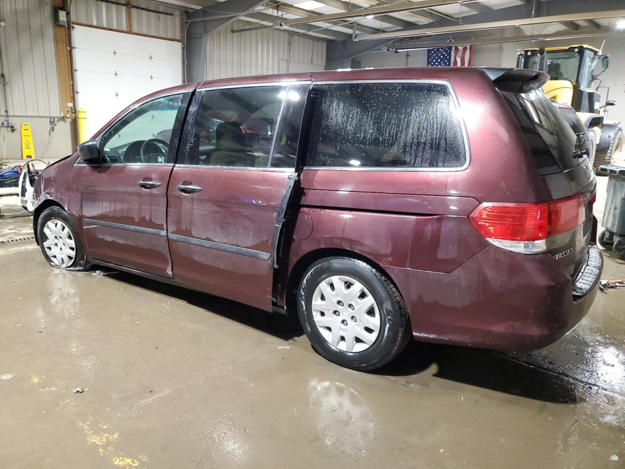 2010 Honda Odyssey - Image 2