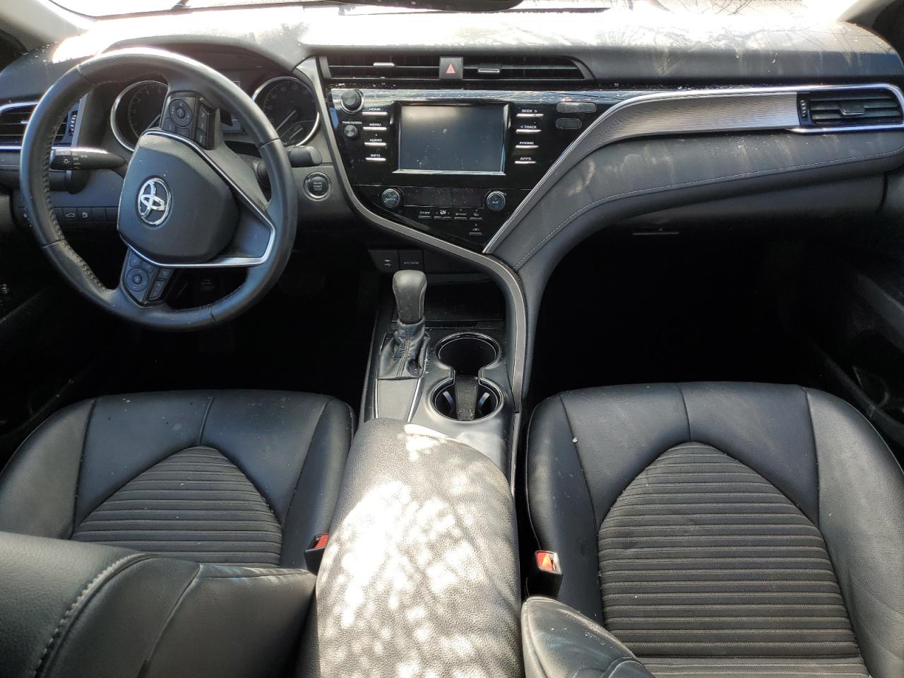 2018 Toyota Camry - Image 8