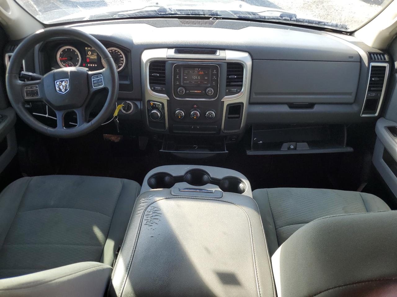 2015 RAM 1500 - Image 8
