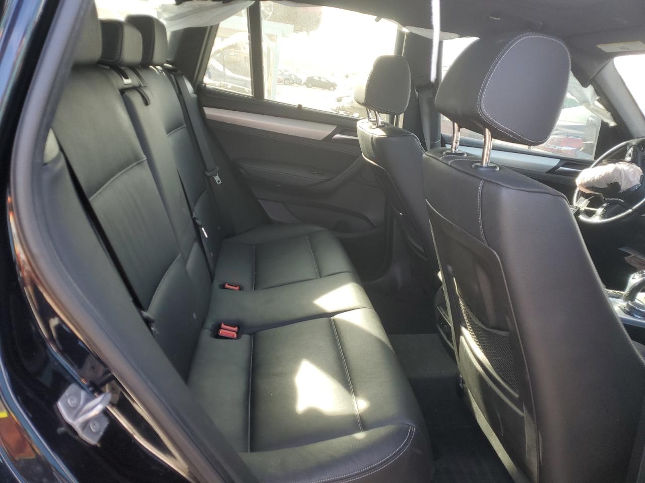 2017 BMW X3 - Image 11