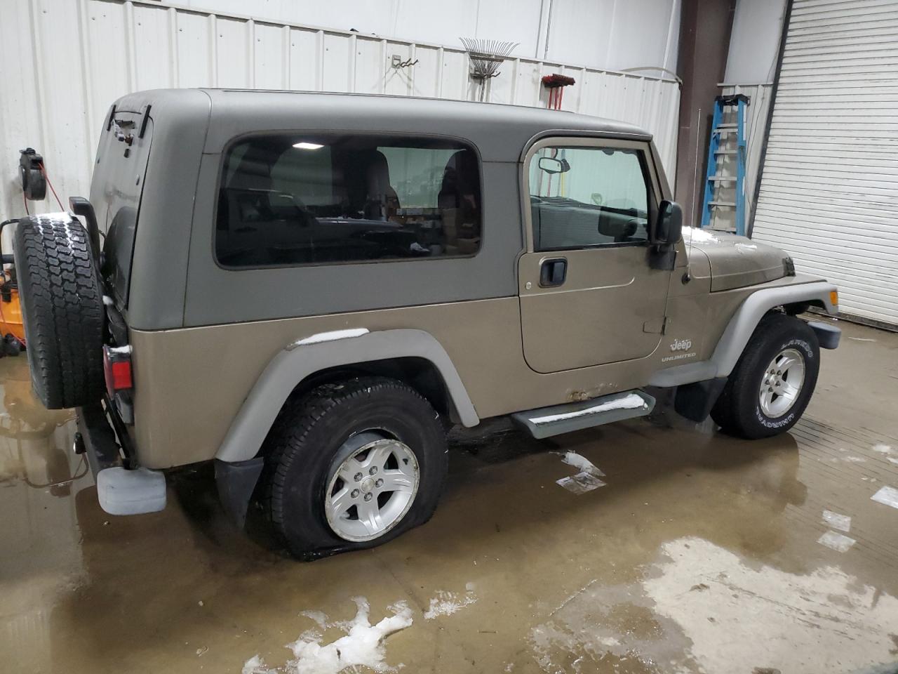 2005 Jeep Wrangler - Image 3