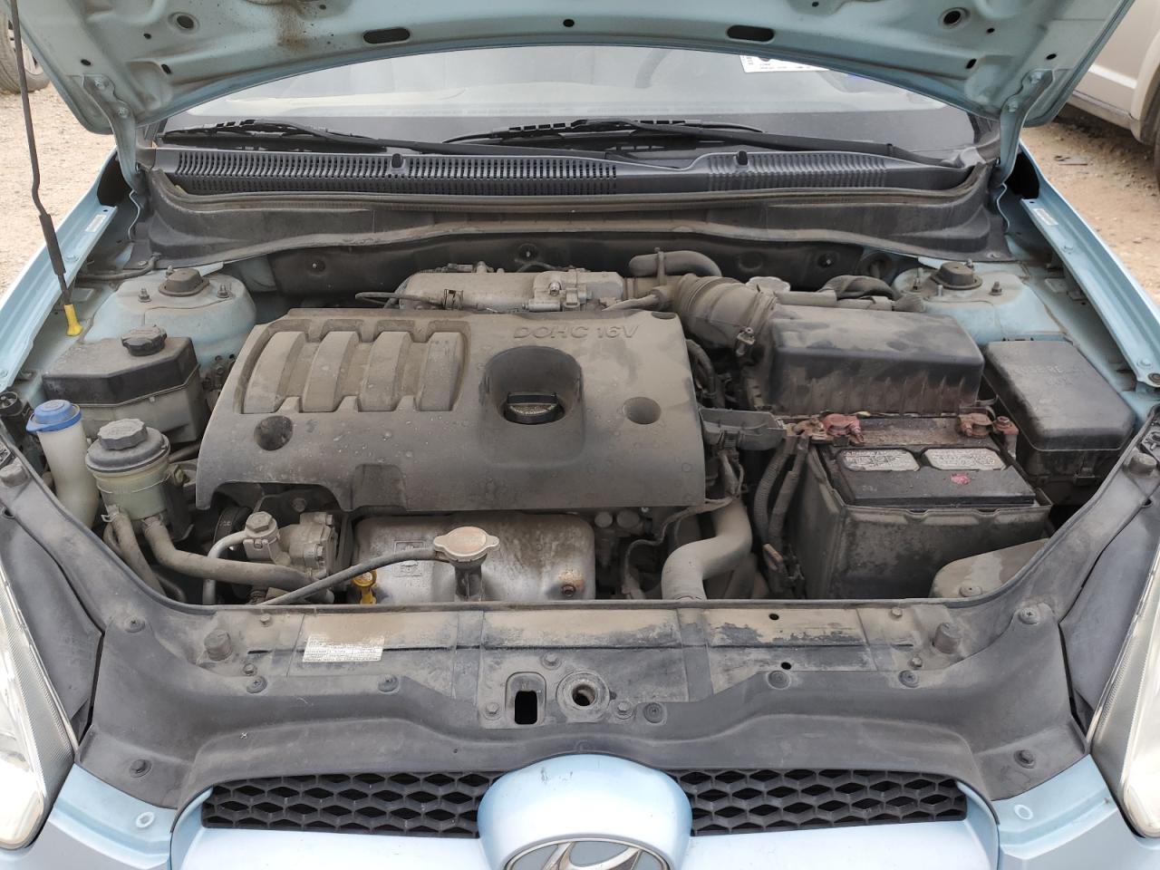 2011 Hyundai Accent - Image 11