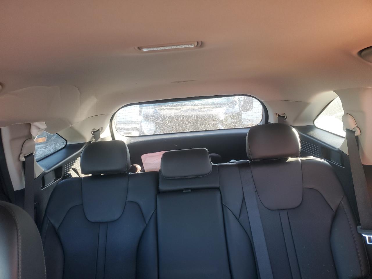 2022 Kia Sorento - Image 10