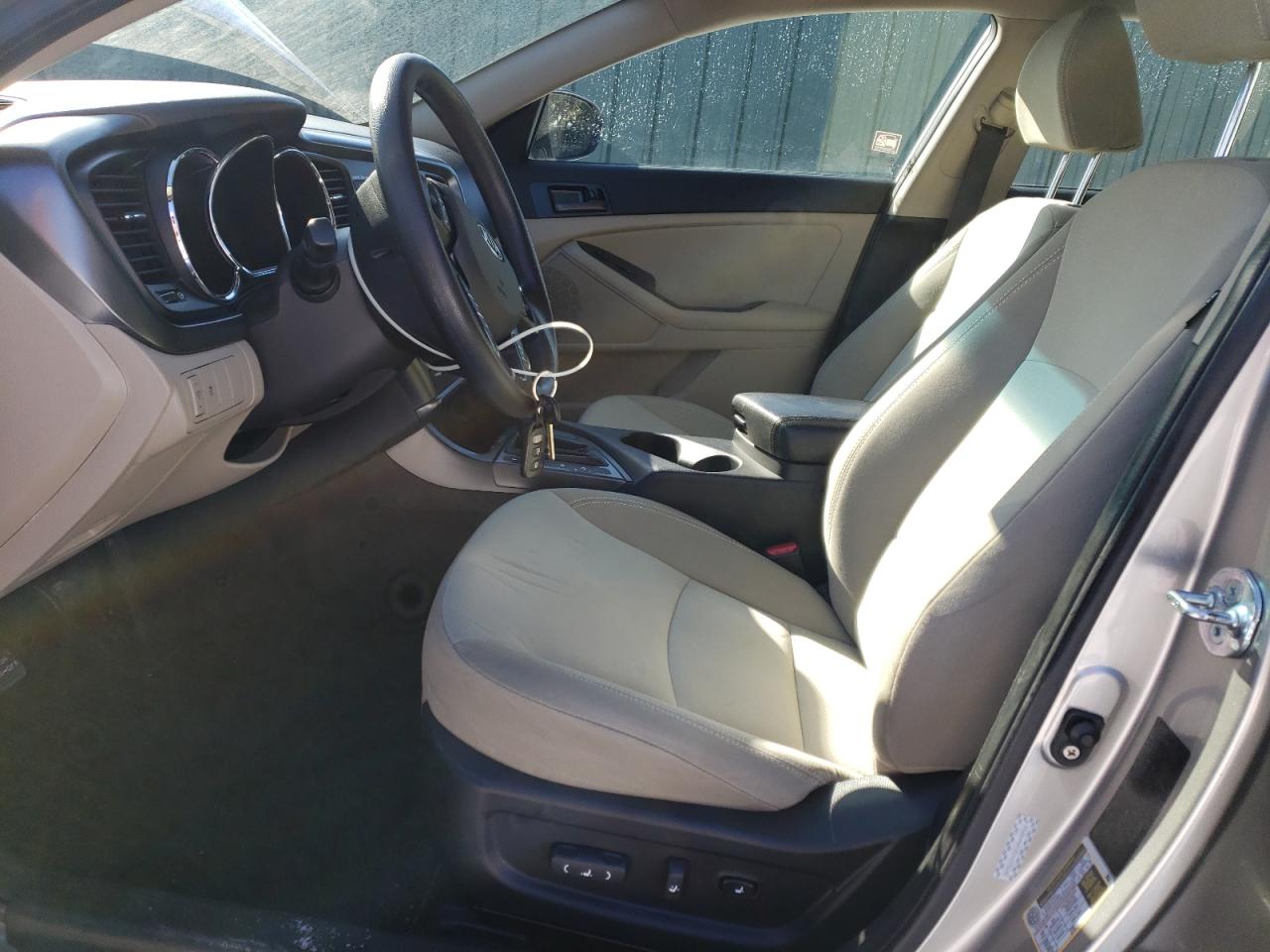 2012 Kia Optima - Image 7