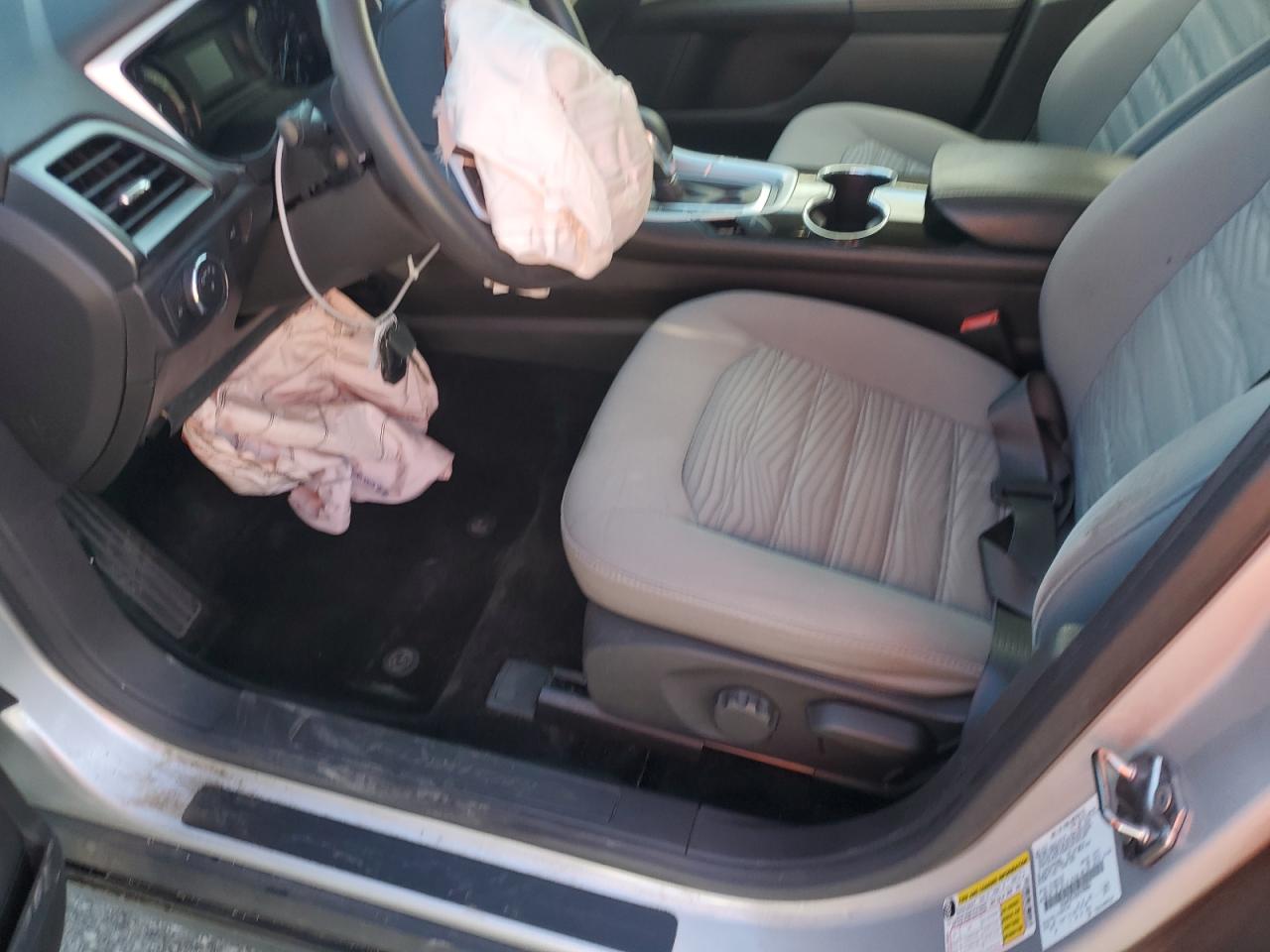 2016 Ford Fusion - Image 7