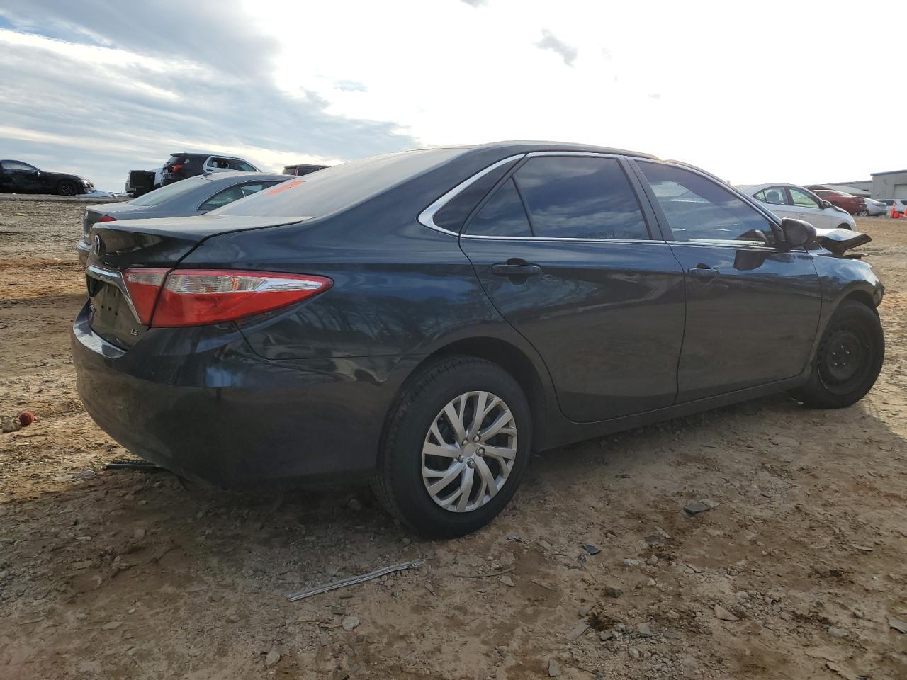 2016 Toyota Camry - Image 3