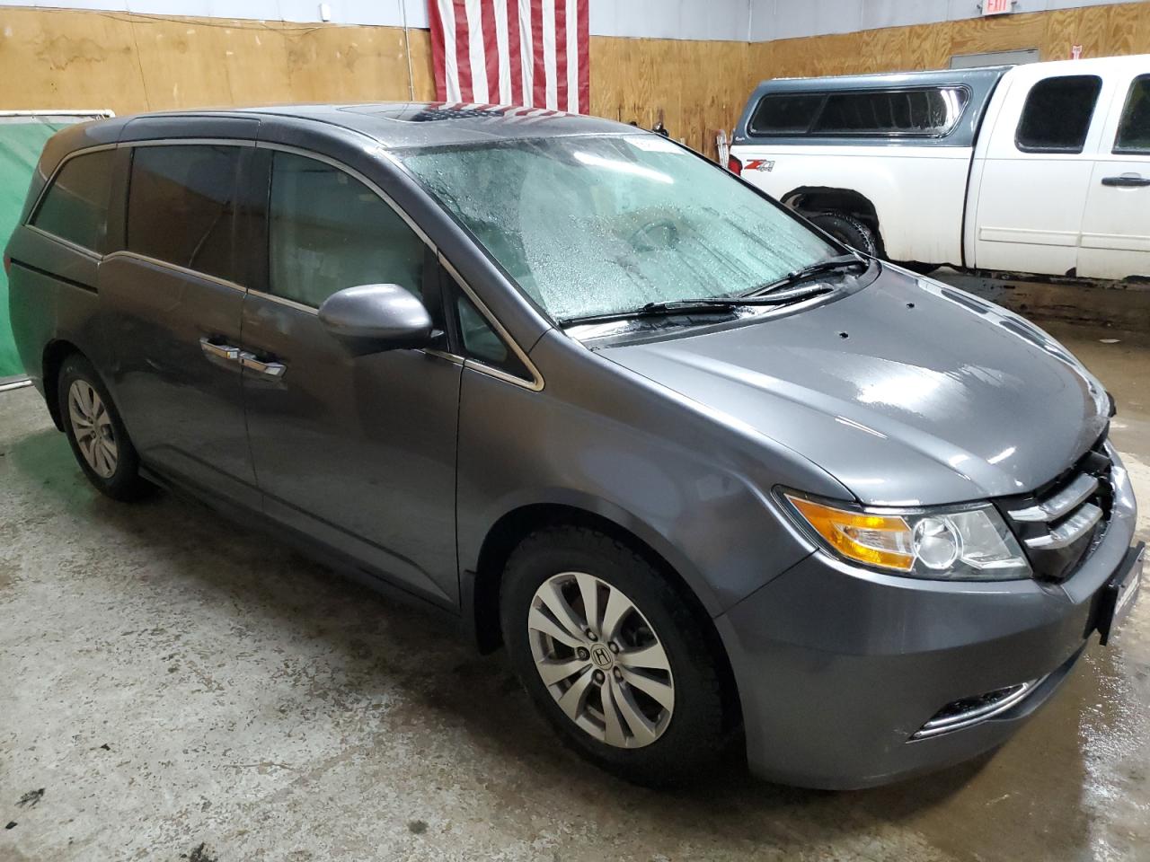 2016 Honda Odyssey - Image 4