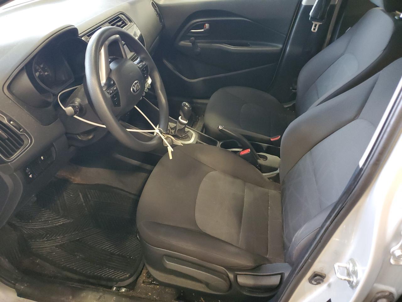2016 Kia Rio - Image 7