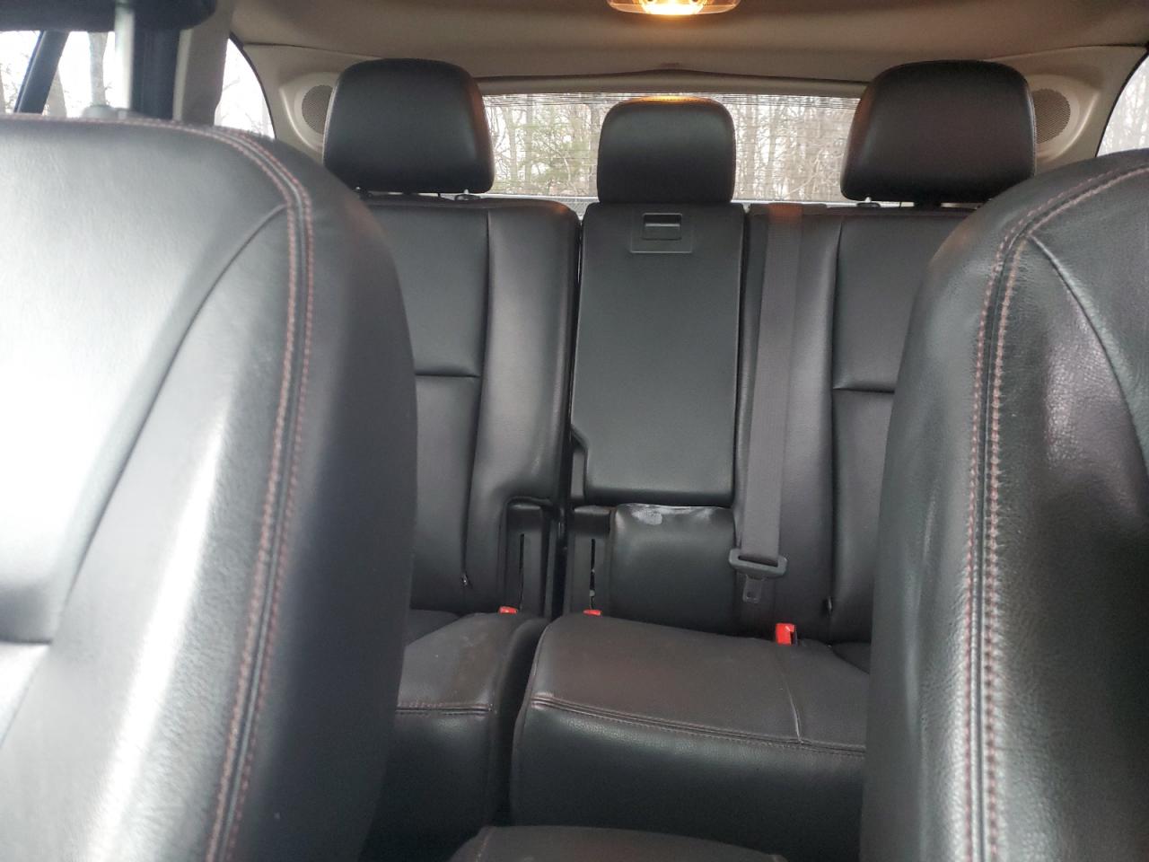 2011 Ford Edge - Image 10
