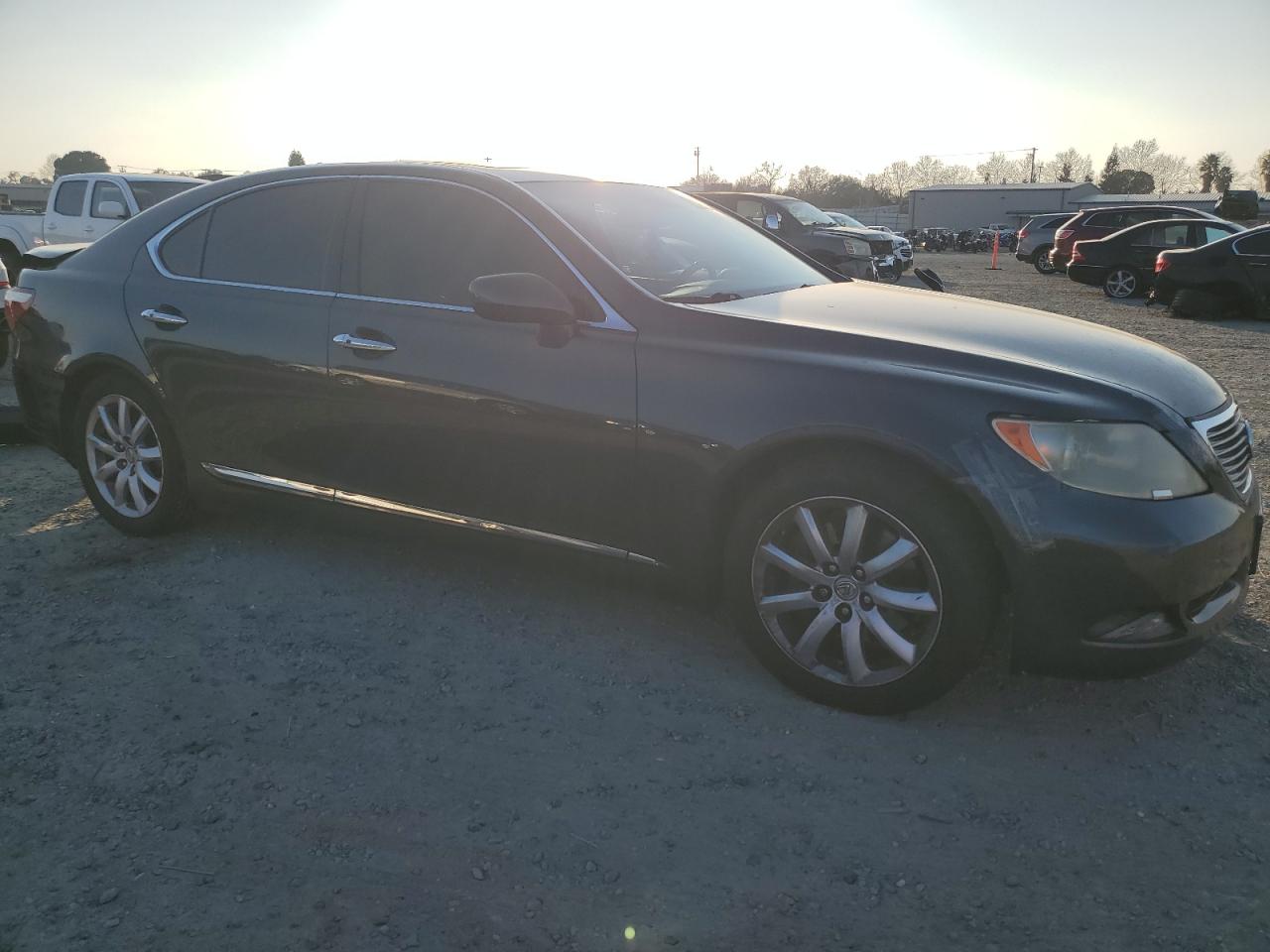 2008 Lexus LS - Image 4