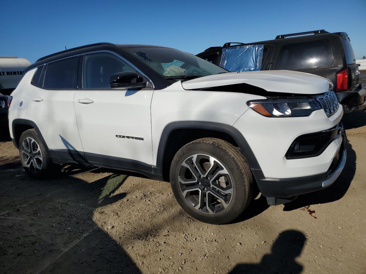2022 Jeep Compass - Image 4