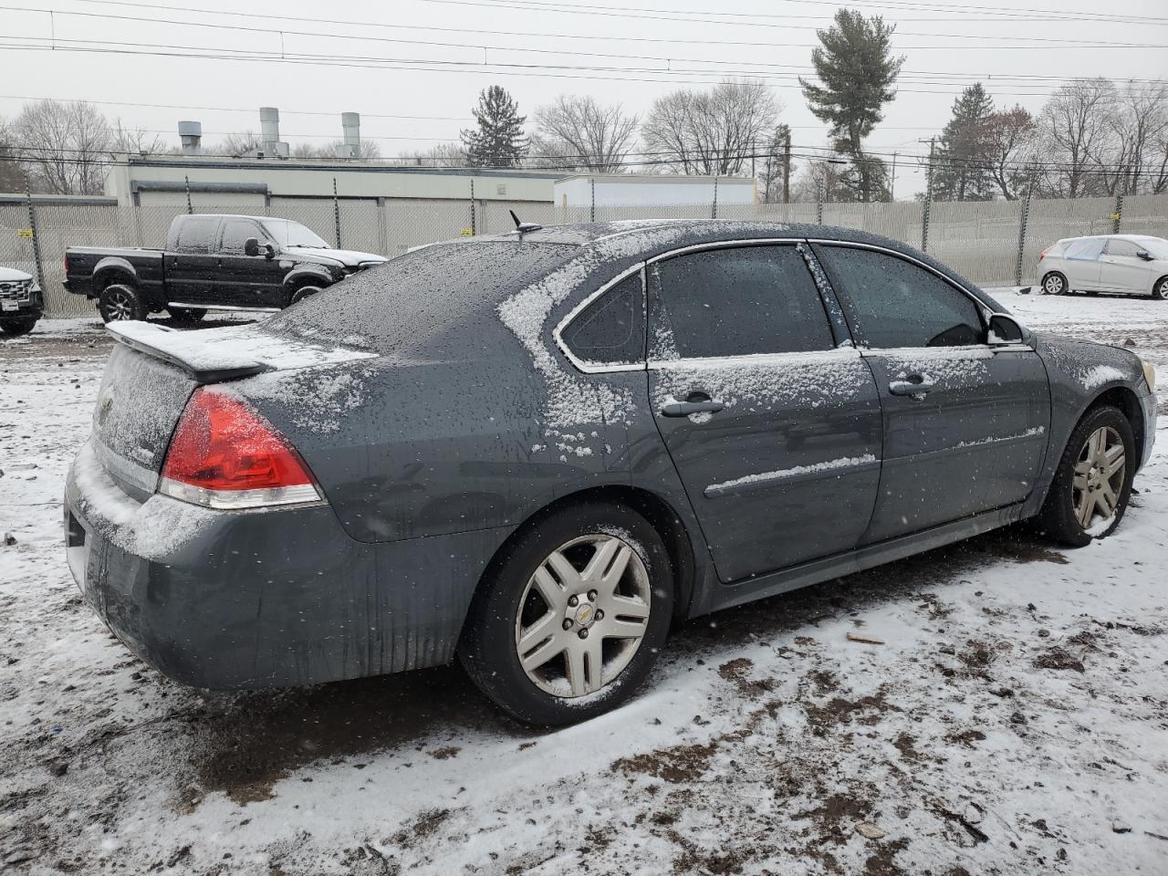 2011 Chevrolet Impala - Image 3