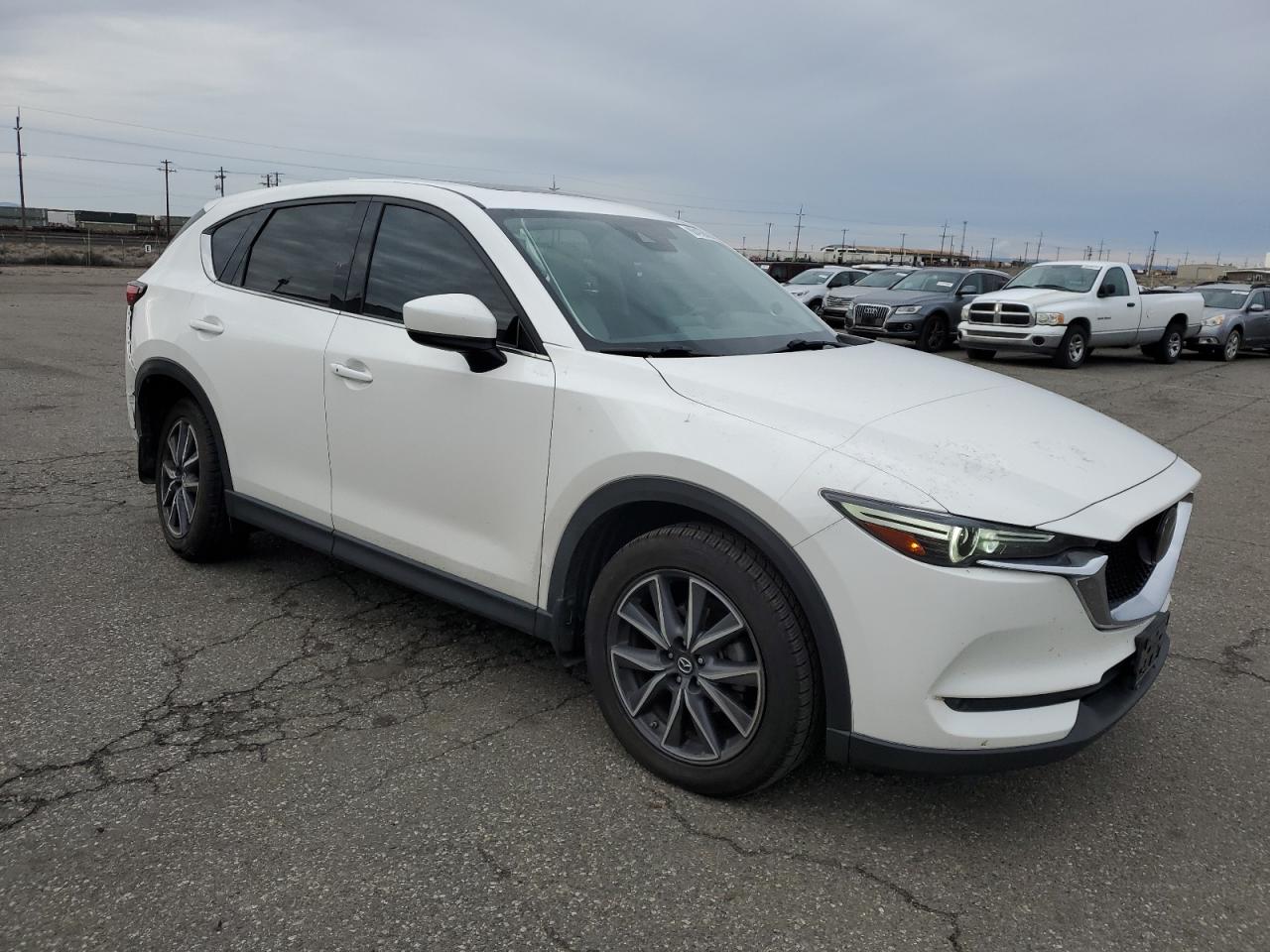 VIN JM3KFBDMXJ0310021 2018 MAZDA CX-5 no.4