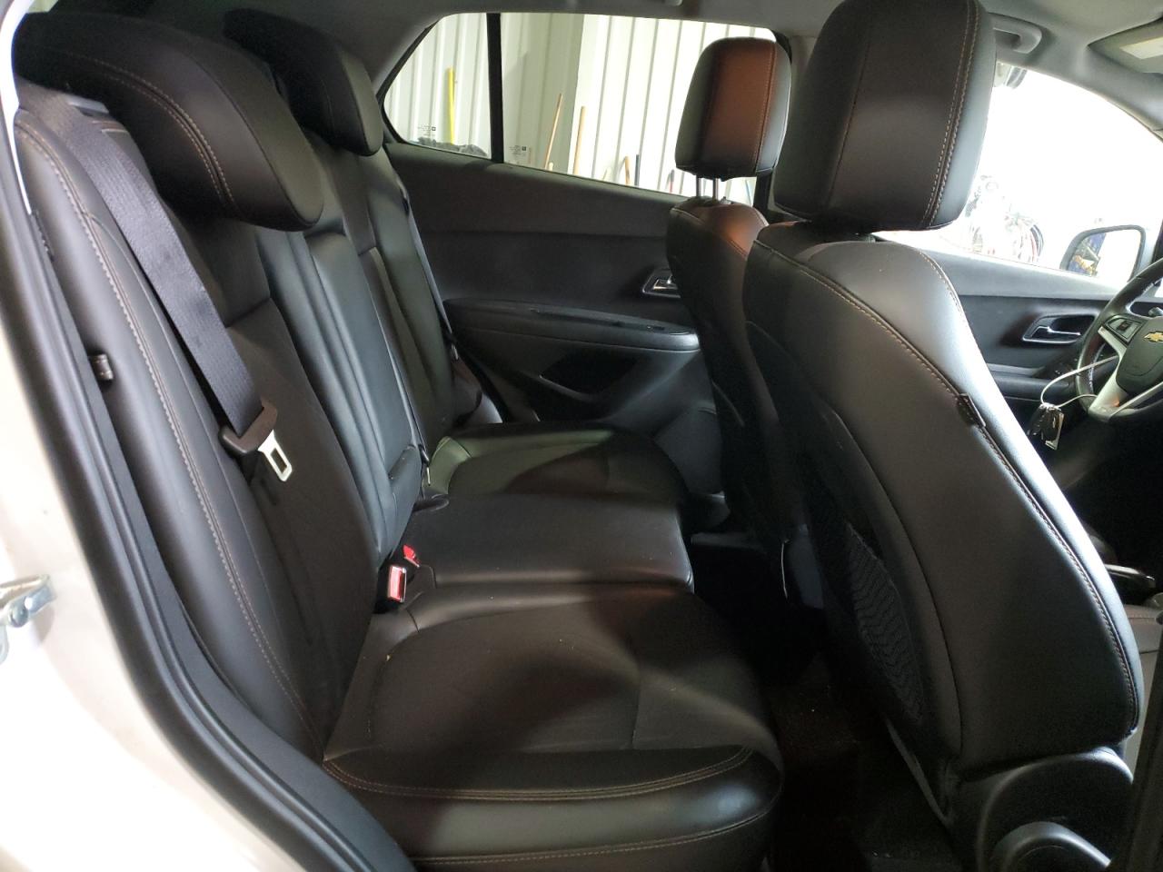 2018 Chevrolet Trax - Image 11