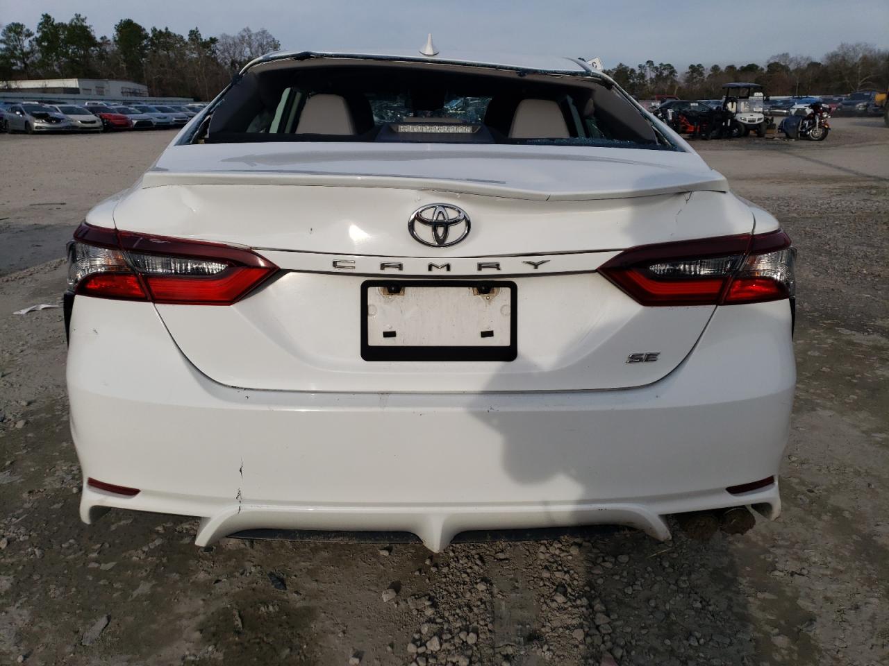 2021 Toyota Camry - Image 6