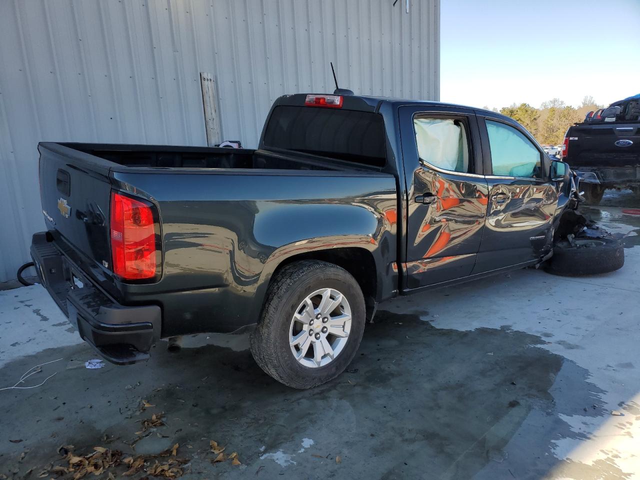 2018 Chevrolet Colorado - Image 3