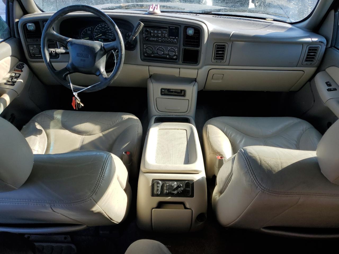 2001 GMC Yukon - Image 8