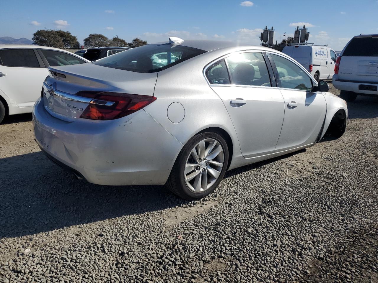 VIN 2G4GK5EX2G9208341 2016 BUICK REGAL no.3