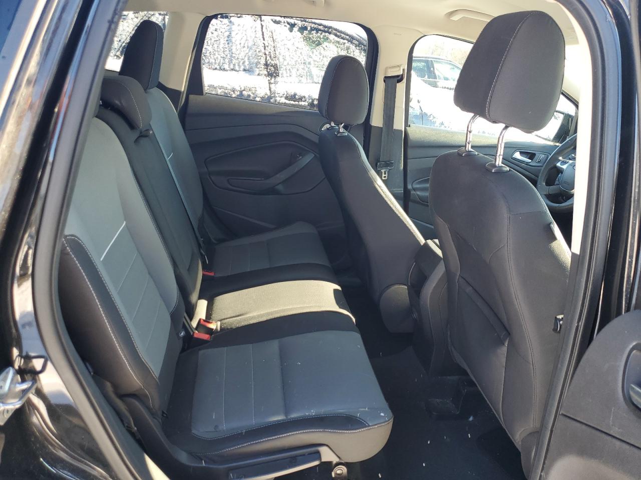 2015 Ford Escape - Image 10