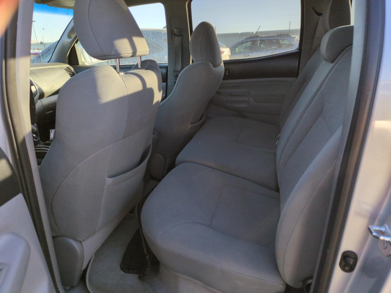 2009 Toyota Tacoma - Image 10