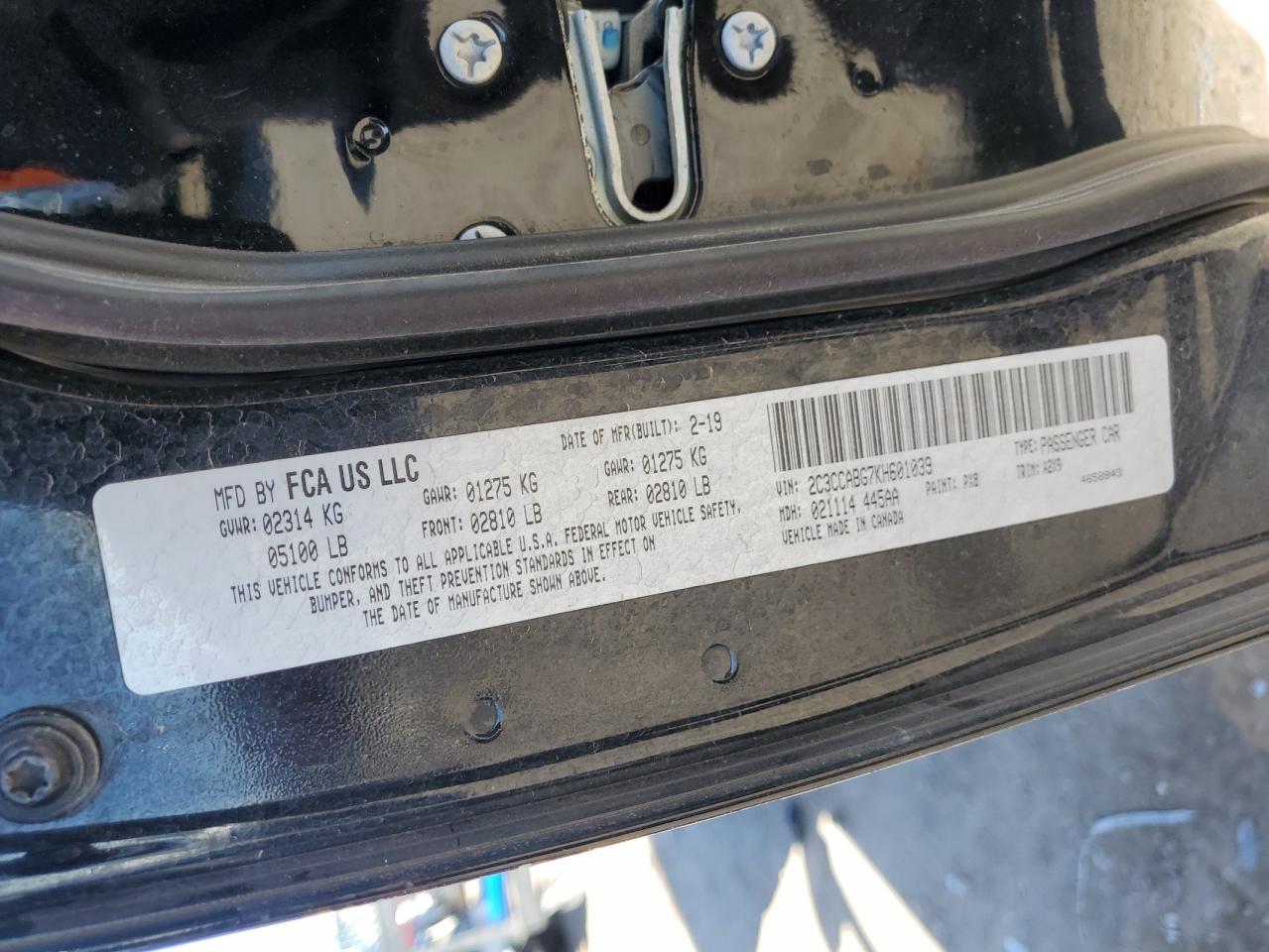 2019 Chrysler 300 - Image 12
