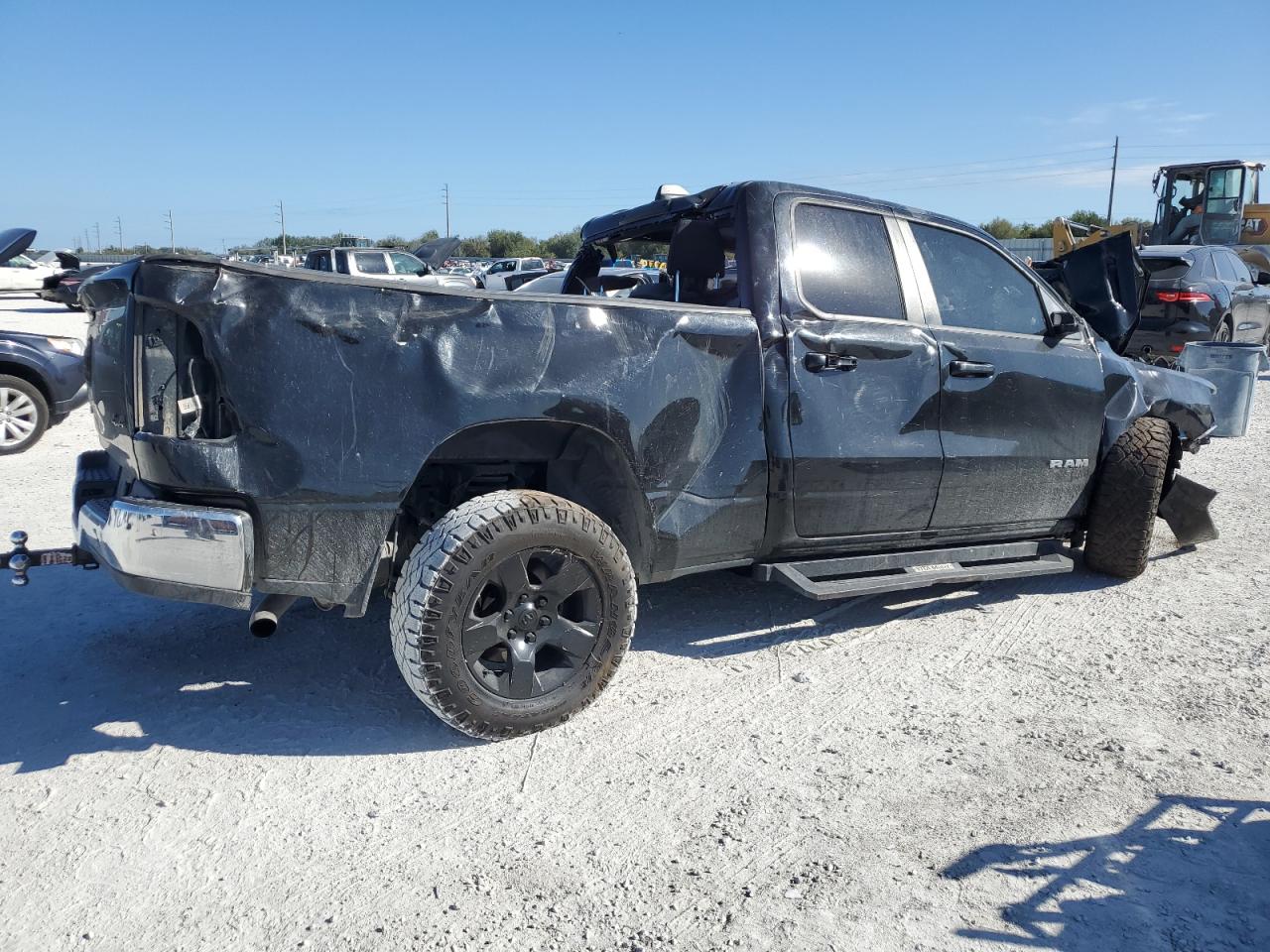 2021 RAM 1500 - Image 3