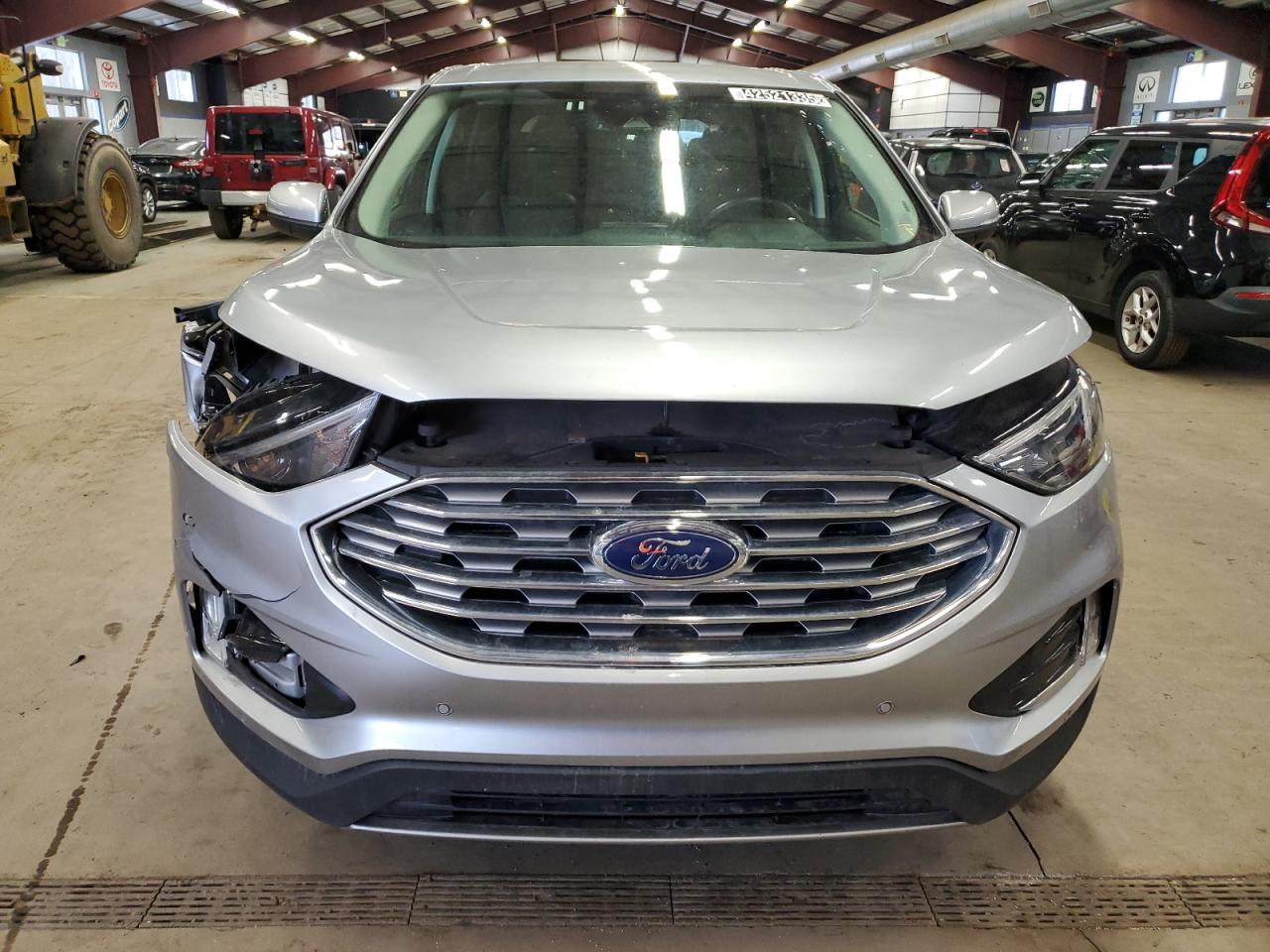 2022 Ford Edge - Image 5