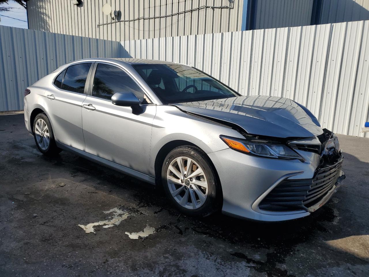 2022 Toyota Camry - Image 4