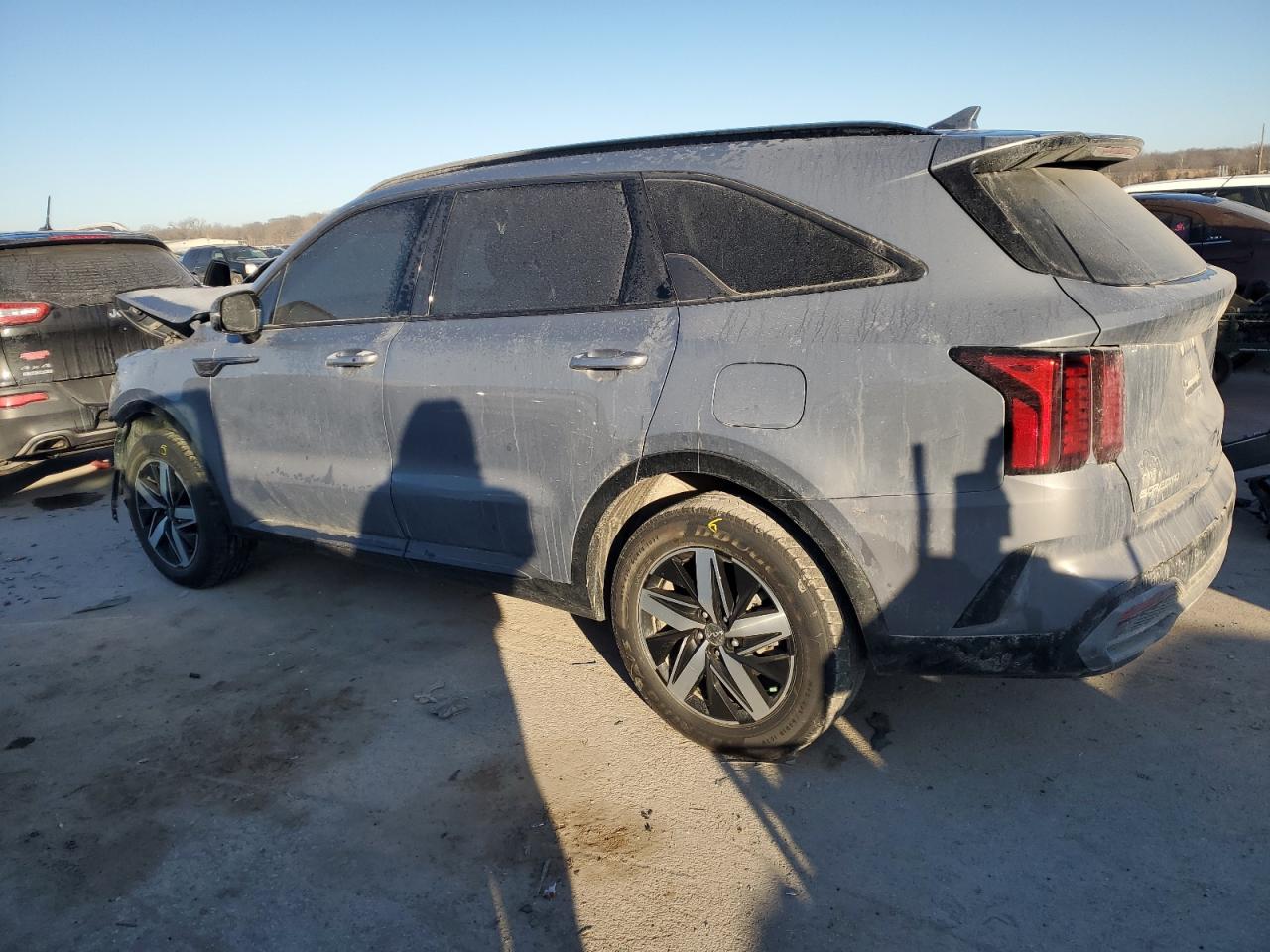 2023 Kia Sorento - Image 2