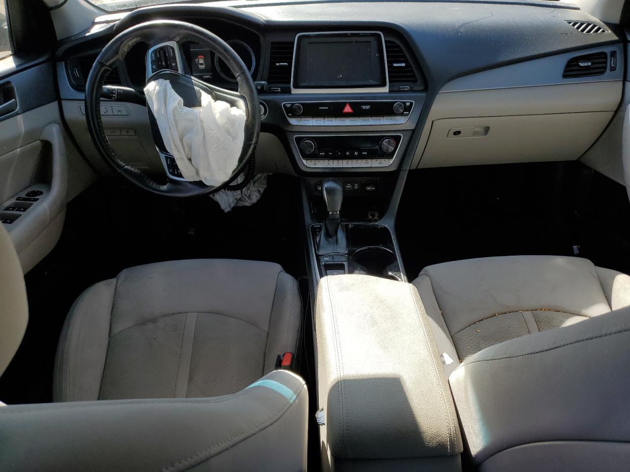 2019 Hyundai Sonata - Image 8