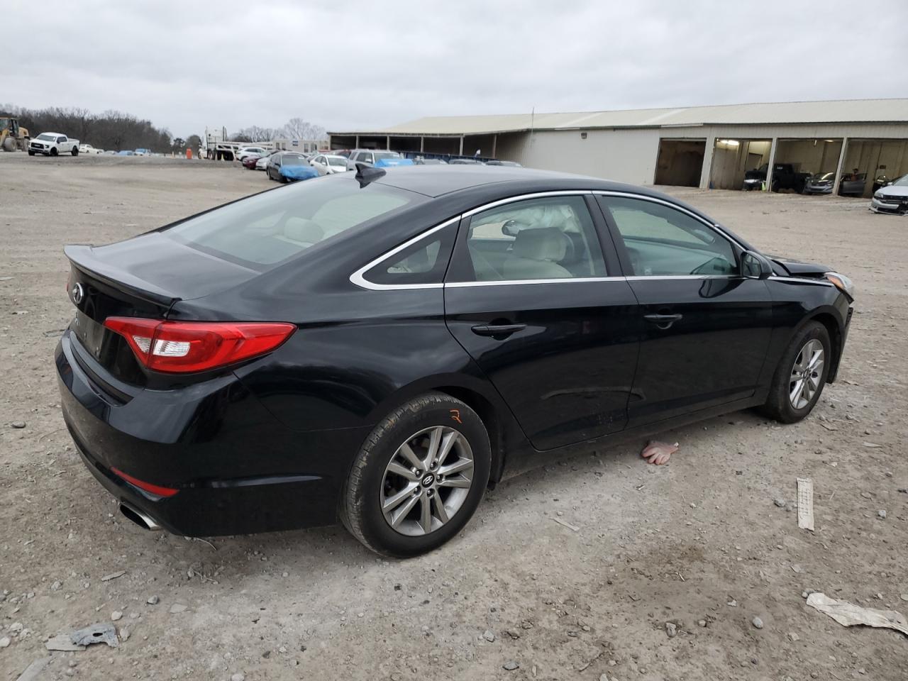 2017 Hyundai Sonata - Image 3