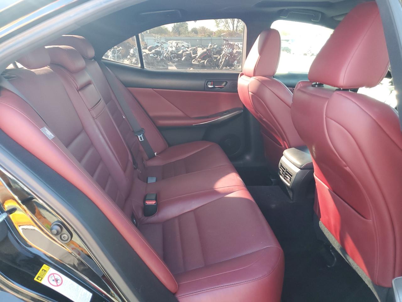 2014 Lexus IS - Image 11