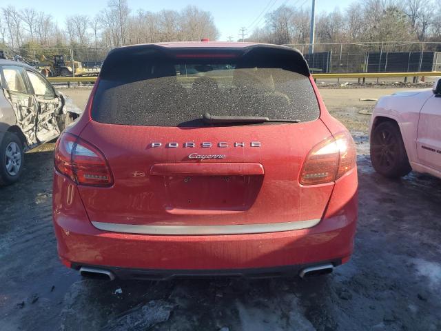  PORSCHE CAYENNE 2013 Красный