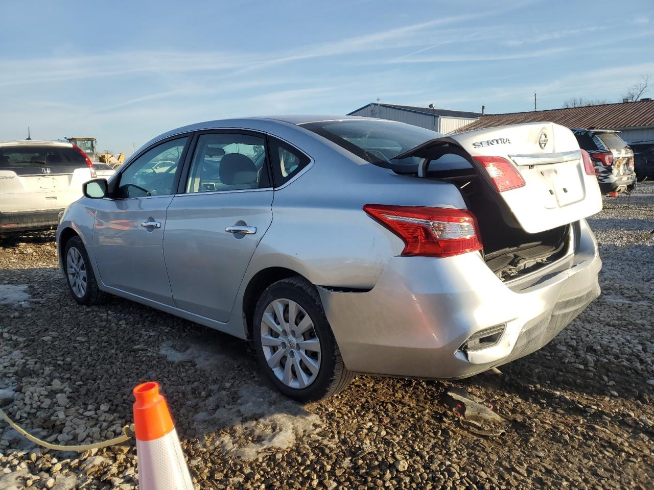 2018 Nissan Sentra - Image 2