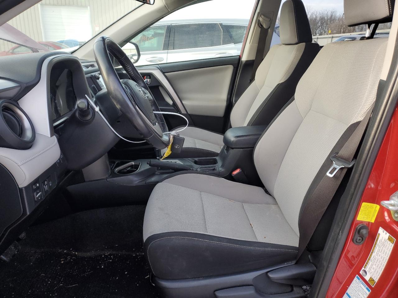 2017 Toyota RAV 4 - Image 7