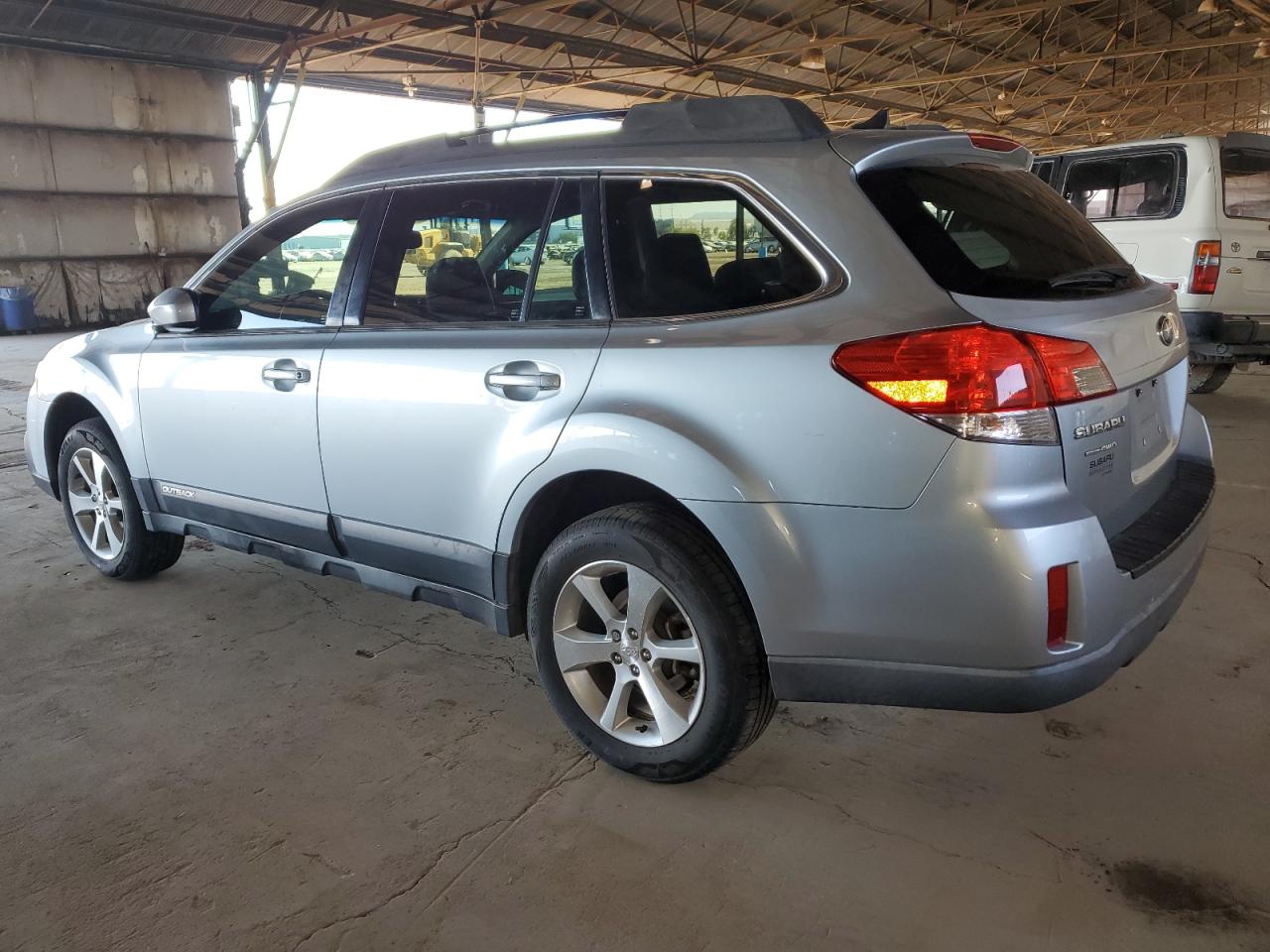 2013 Subaru Outback - Image 2